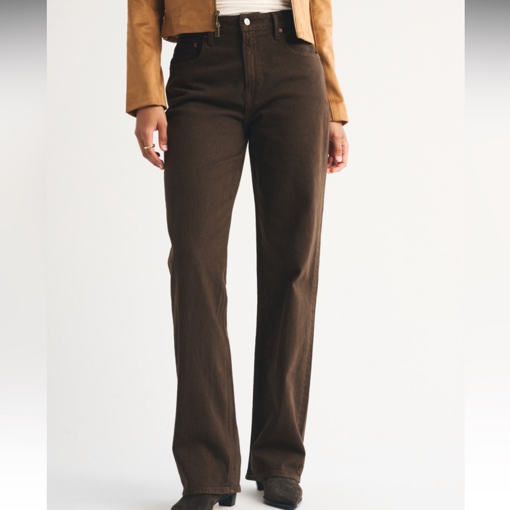 Abercrombie & Fitch Straight Leg Jeans in Dark Brown